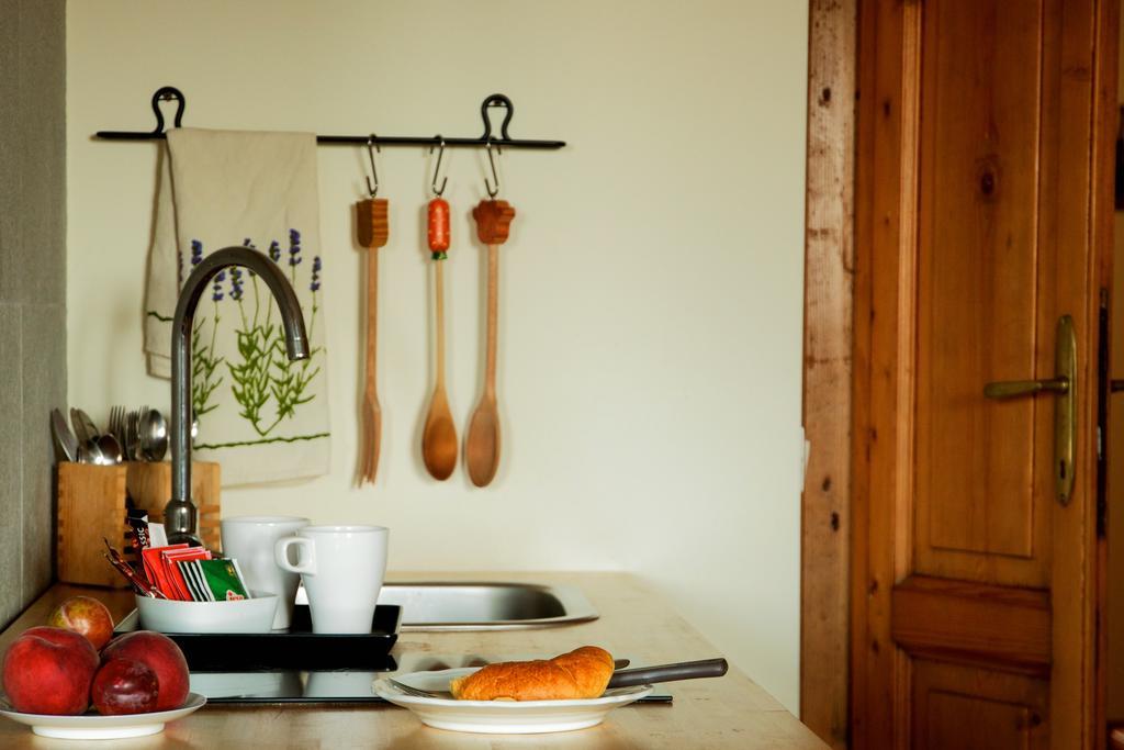 Bed and Breakfast Cascina Delle Mele Vittuone Exterior foto