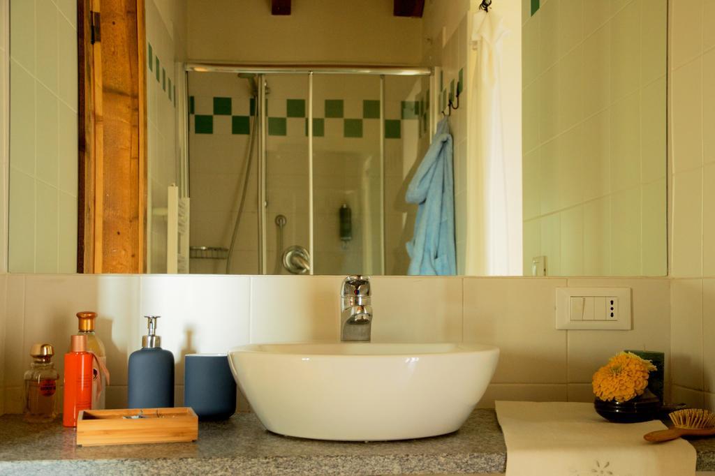 Bed and Breakfast Cascina Delle Mele Vittuone Exterior foto