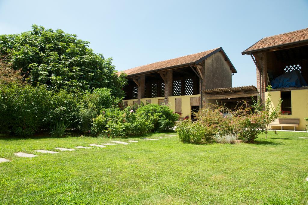 Bed and Breakfast Cascina Delle Mele Vittuone Exterior foto