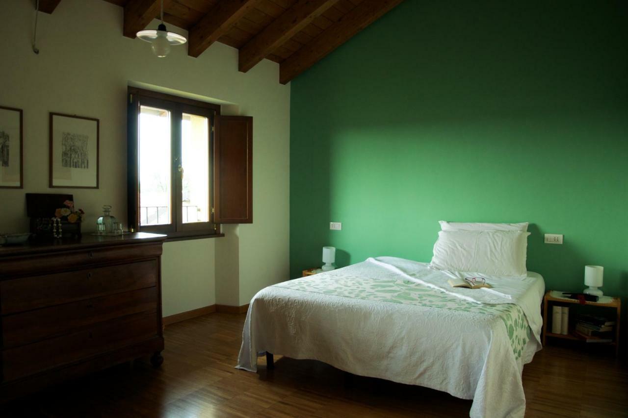 Bed and Breakfast Cascina Delle Mele Vittuone Exterior foto